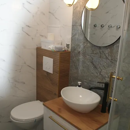 Apartment Powstancza *